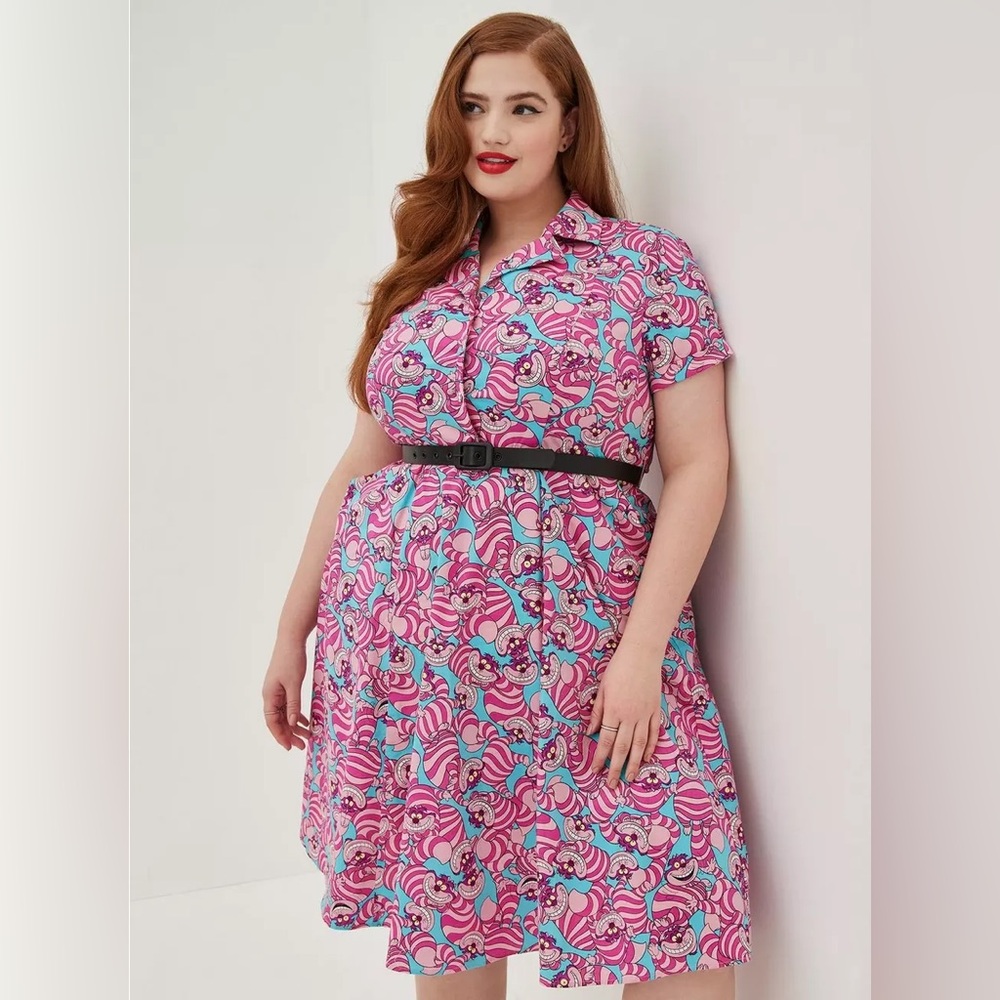 Disney Alice & Wonderland Cheshire Cat Pink Patterned Vintage Fit & Flare dress